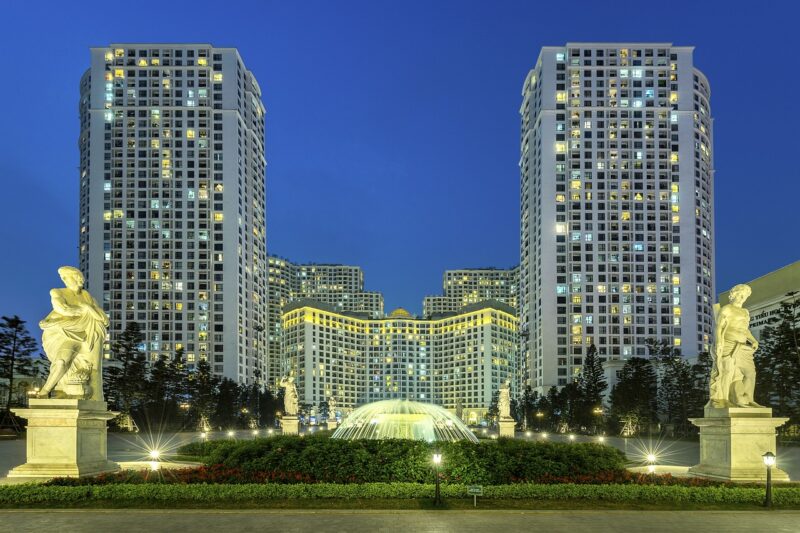 Nên mua chung cư hay nhà mặt đất?